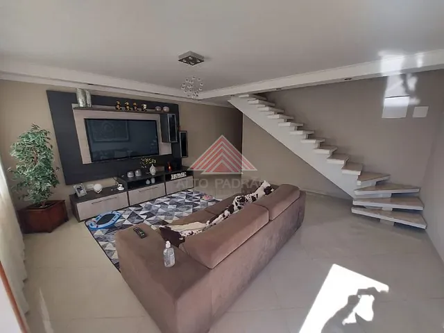 Sobrado com 125m² 3 quartos e 2 banheiros, à venda, no bairro Vila Bocaina em Mauá