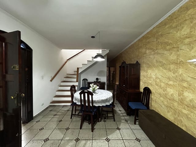 Sobrado com 152m² 4 quartos e 2 banheiros, à venda, no bairro Vila Medeiros em São Paulo
