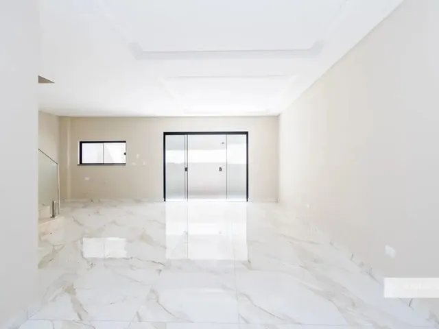 Sobrado 3 quartos e 5 banheiros, à venda, no bairro Jardim das Américas em Curitiba