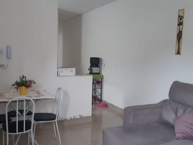 Sobrado com 65m² 2 quartos e 1 banheiro, à venda, no bairro Jardim Petrópolis em Cotia
