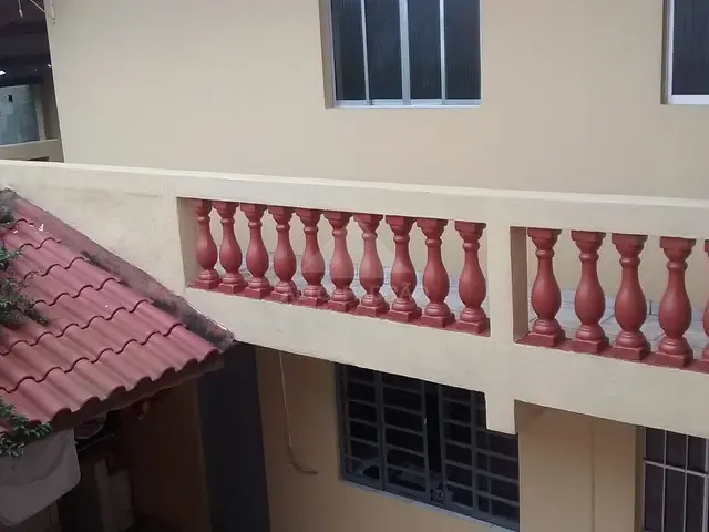 Sobrado com 450m² 3 quartos e 1 banheiro, à venda, no bairro Jardim Zaira em Mauá