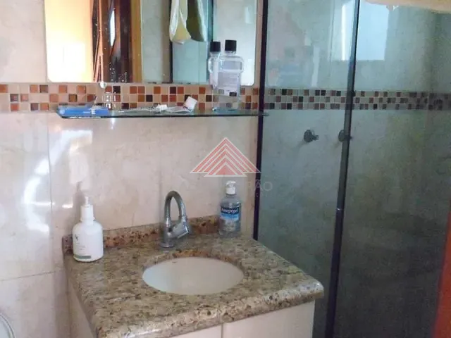 Sobrado com 125m² 1 quarto e 1 banheiro, à venda, no bairro Parque das Américas em Mauá