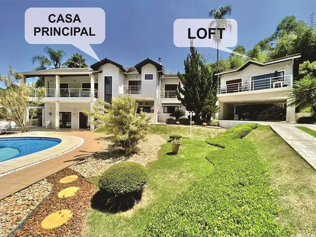 Sobrado com 1740m² 5 quartos e 6 banheiros, à venda, no bairro Jardim Ipês em Cotia