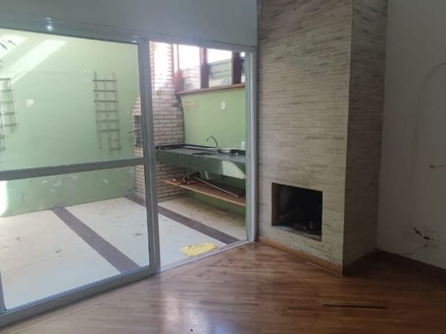 Sobrado com 163m² 4 quartos e 4 banheiros, à venda, no bairro Granja Viana em Cotia
