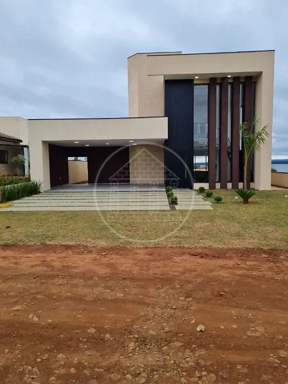 Sobrado, 3 quartos, 200 m² - Foto 1