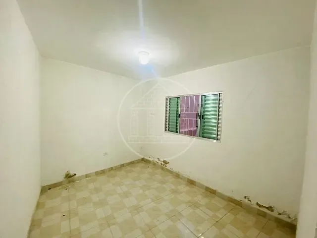 Sobrado com 280m² 3 quartos e 3 banheiros, à venda, no bairro Jardim Cliper em São Paulo