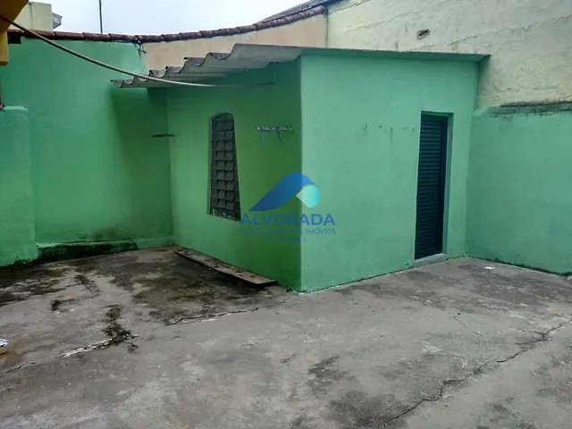 Sobrado com 250m² 3 quartos e 2 banheiros, à venda, no bairro Jardim Alvorada em São José dos Campos