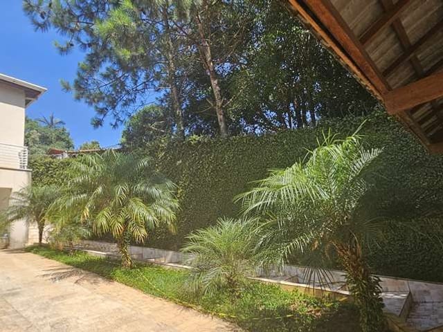 Sobrado com 1000m² 3 quartos e 3 banheiros, à venda, no bairro Chácara Vale do Rio Cotia em Carapicuíba