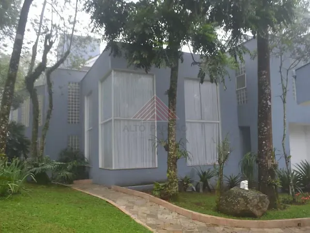 Sobrado com 2065m² 4 quartos e 2 banheiros, à venda, no bairro Roseira em Mairiporã