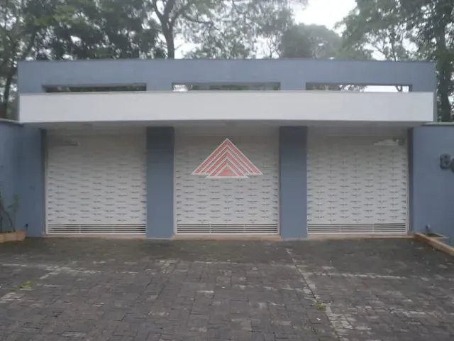 Sobrado com 2065m² 4 quartos e 2 banheiros, à venda, no bairro Roseira em Mairiporã