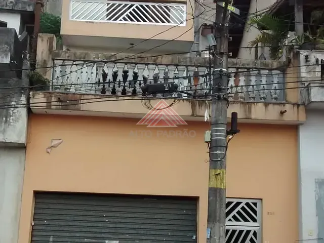 Sobrado com 122m² 3 quartos e 3 banheiros, à venda, no bairro Condomínio Maracanã em Santo André