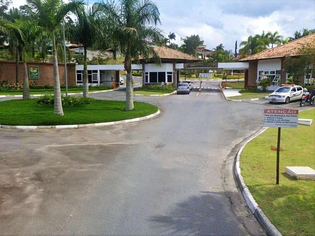 Sobrado com 1205m² 4 quartos e 5 banheiros, à venda, no bairro Parque das Artes em Embu das Artes