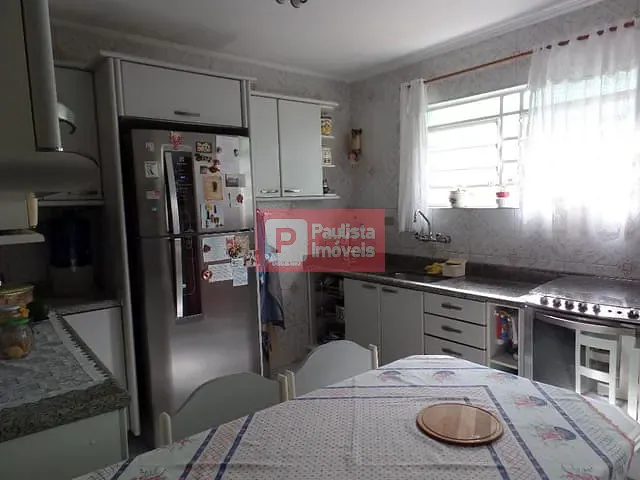 Sobrado com 195m² 3 quartos e 3 banheiros, à venda, no bairro Vila Congonhas em São Paulo