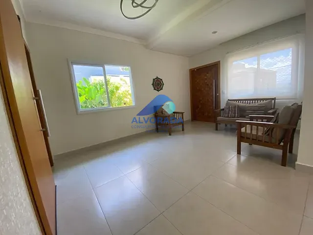 Sobrado com 500m² 4 quartos e 6 banheiros, à venda, no bairro Condomínio Residencial Jaguary em São José dos Campos