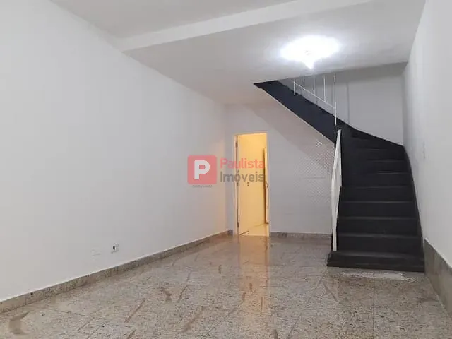 Sobrado com 100m² 2 quartos e 2 banheiros, para alugar, no bairro Campo Belo em São Paulo