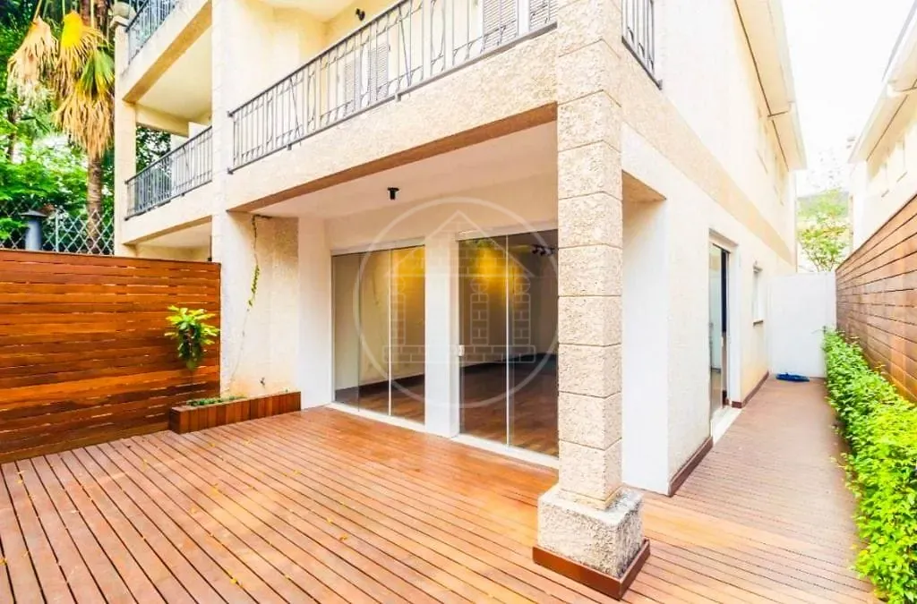 Sobrado, 3 quartos, 300 m² - Foto 1
