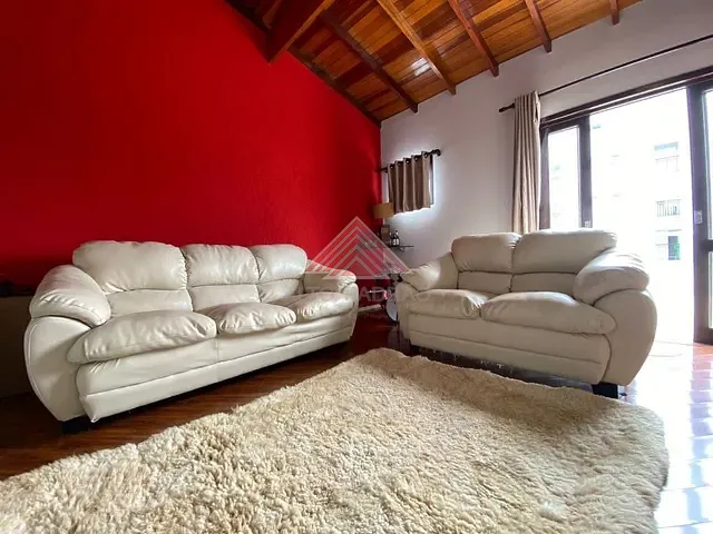 Sobrado com 125m² 3 quartos e 3 banheiros, à venda, no bairro Jardim Guapituba em Mauá