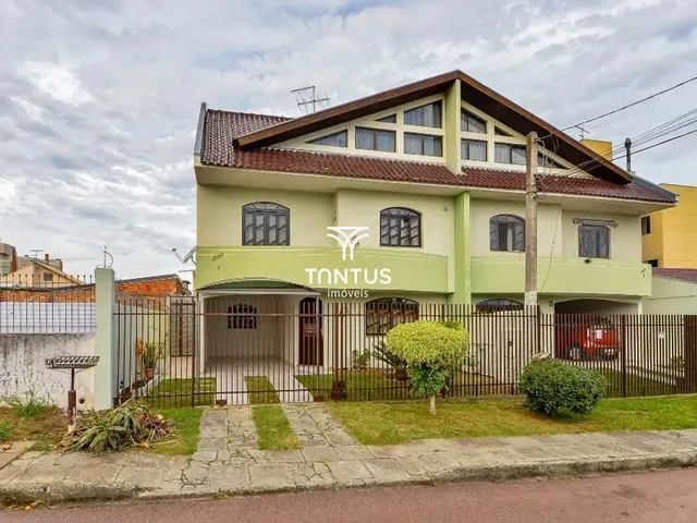 Casa com 156m² 3 quartos e 2 banheiros, para alugar, no bairro Capão Raso em Curitiba