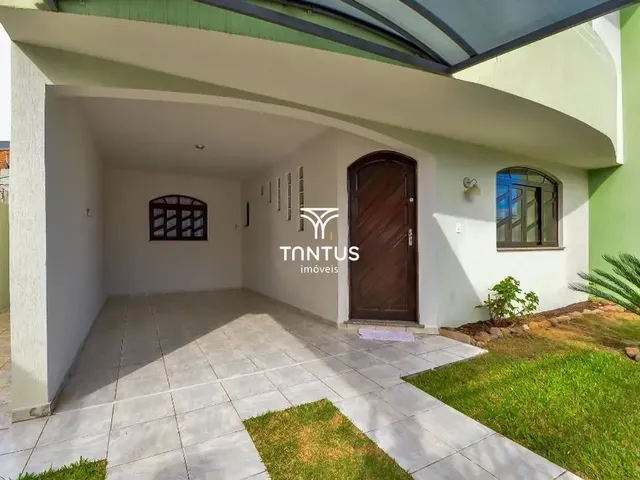 Casa com 156m² 3 quartos e 2 banheiros, para alugar, no bairro Capão Raso em Curitiba