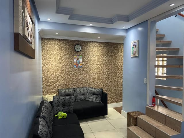 Sobrado com 90m² 2 quartos e 3 banheiros, à venda, no bairro Jardim Veloso em Osasco