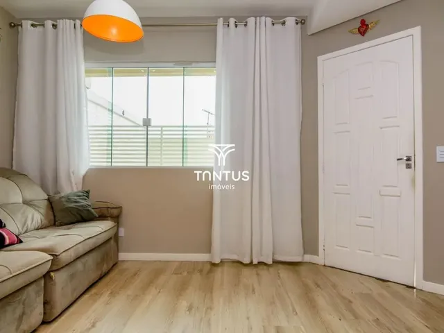 Casa com 126m² 3 quartos e 3 banheiros, à venda, no bairro Capão Raso em Curitiba