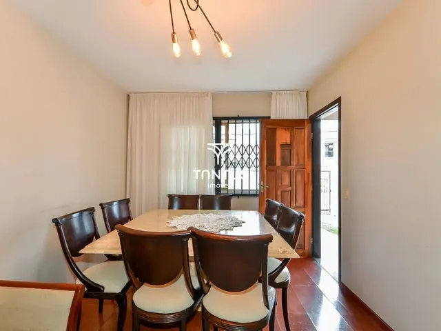 Sobrado com 139m² 3 quartos e 3 banheiros, à venda, no bairro Uberaba em Curitiba