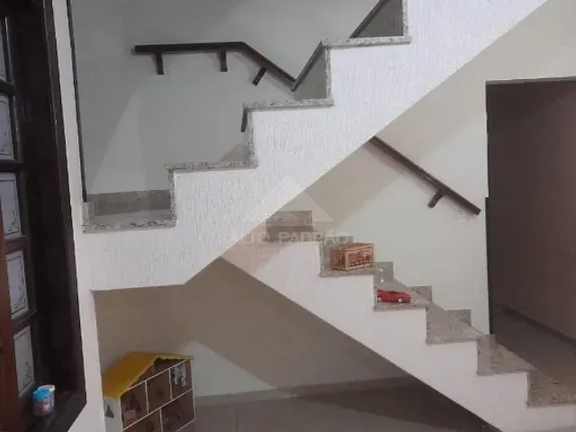 Sobrado com 156m² 2 quartos e 3 banheiros, à venda, no bairro Jardim Pedroso em Mauá