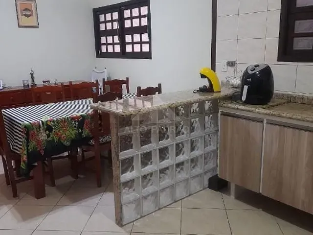 Sobrado com 156m² 2 quartos e 3 banheiros, à venda, no bairro Jardim Pedroso em Mauá