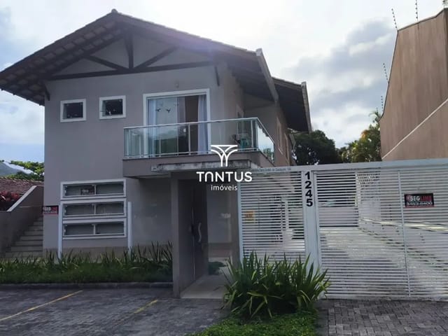 Sobrado 2 quartos e 1 banheiro, para alugar, no bairro Caiobá em Matinhos