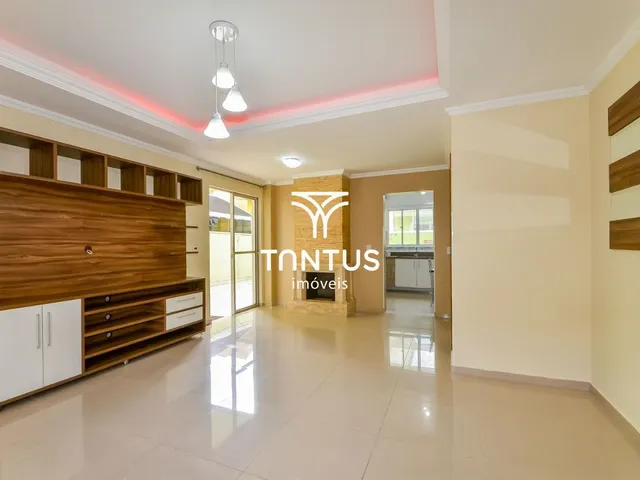 Sobrado com 230m² 3 quartos e 3 banheiros, à venda, no bairro Umbará em Curitiba