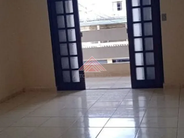 Sobrado com 120m² 3 quartos e 2 banheiros, à venda, no bairro Jardim Zaira em Mauá