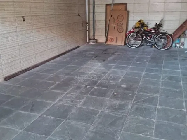 Sobrado com 270m² 2 quartos e 2 banheiros, à venda, no bairro Jardim Guapituba em Mauá
