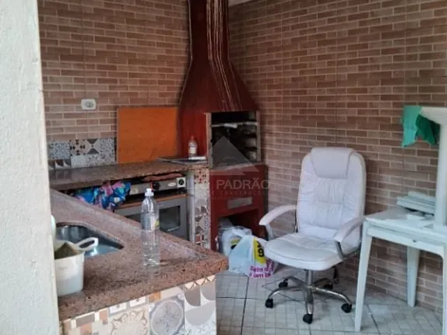 Sobrado com 270m² 2 quartos e 2 banheiros, à venda, no bairro Jardim Guapituba em Mauá