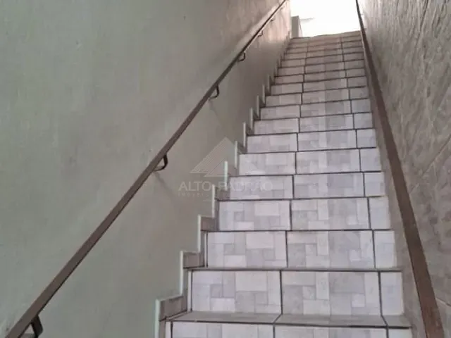 Sobrado com 270m² 2 quartos e 2 banheiros, à venda, no bairro Jardim Guapituba em Mauá