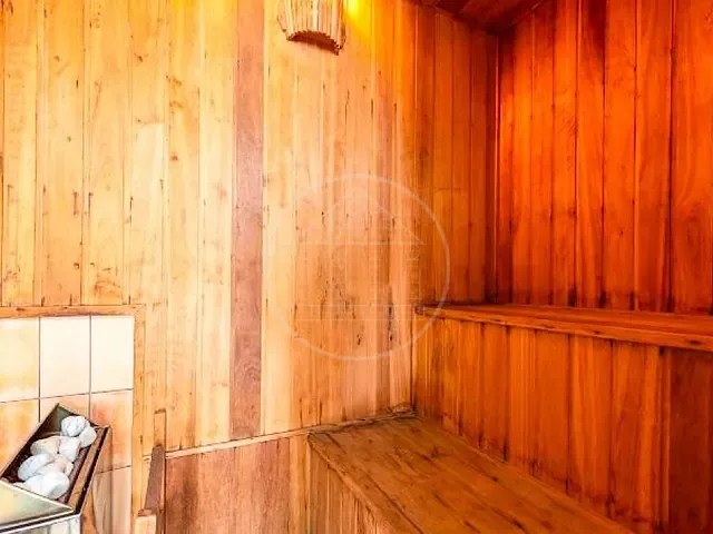 Sobrado com 660m² 3 quartos e 4 banheiros, à venda, no bairro Jardim Everest em São Paulo