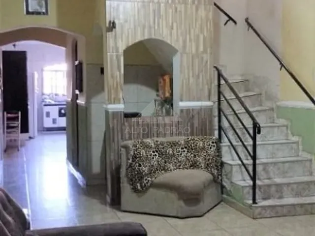 Sobrado com 300m² 3 quartos e 2 banheiros, à venda, no bairro Jardim Miranda D Aviz em Mauá