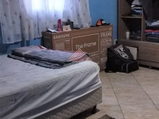 Sobrado com 300m² 3 quartos e 2 banheiros, à venda, no bairro Jardim Miranda D Aviz em Mauá