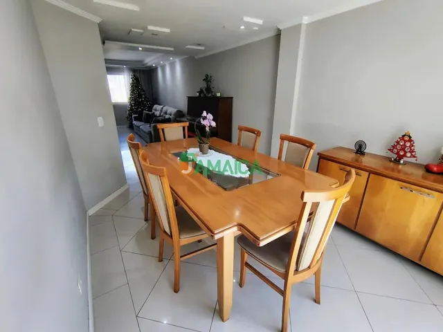 Sobrado 4 quartos e 4 banheiros, à venda, no bairro UBERABA em Curitiba