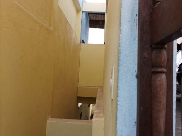 Sobrado com 150m² 6 quartos e 2 banheiros, à venda, no bairro Parque Miguel Mirizola em Cotia