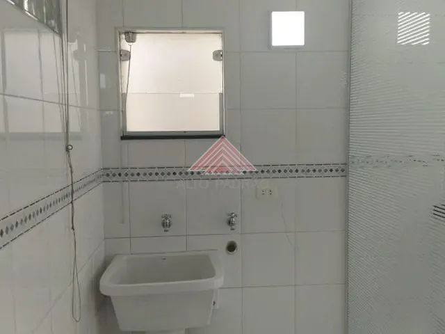 Sobrado com 155m² 3 quartos e 3 banheiros, à venda, no bairro Jardim Santa Cristina em Santo André