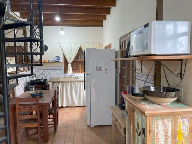 Sobrado com 1175m² 2 quartos e 3 banheiros, à venda, no bairro Portal Roselândia em Cotia