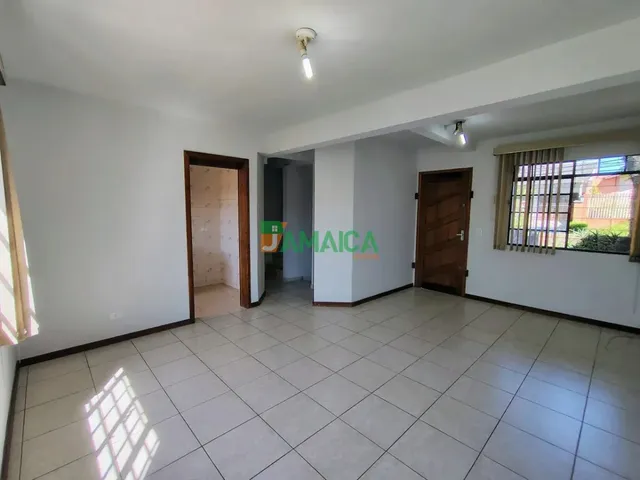 Sobrado 3 quartos e 1 banheiro, à venda, no bairro Jardim das Américas em Curitiba
