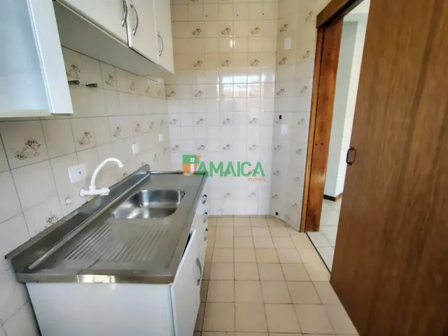 Sobrado 3 quartos e 1 banheiro, à venda, no bairro Jardim das Américas em Curitiba