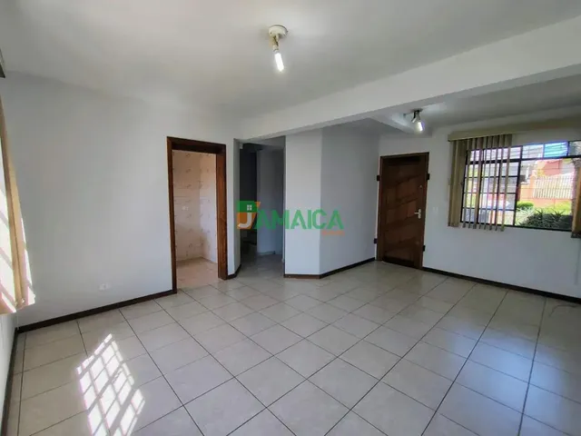 Sobrado 3 quartos e 1 banheiro, à venda, no bairro Jardim das Américas em Curitiba