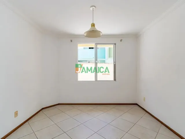 Sobrado 3 quartos e 3 banheiros, à venda, no bairro Jardim das Américas em Curitiba