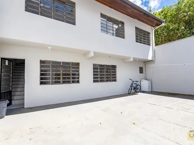 Sobrado com 120m² 2 quartos e 2 banheiros, para alugar, no bairro Jardim Botânico em Curitiba