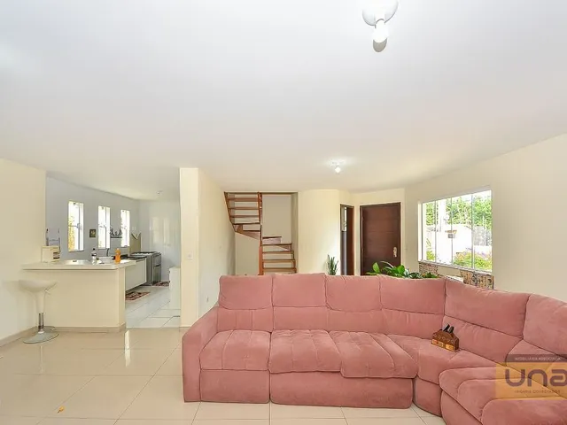 Casa com 140m² 4 quartos e 5 banheiros, à venda, no bairro Seminario em Curitiba