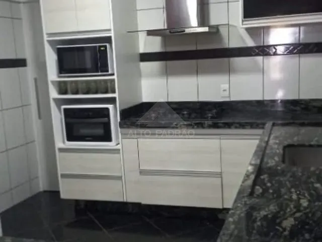 Sobrado com 162m² 3 quartos e 4 banheiros, à venda, no bairro Jardim Columbia em Mauá