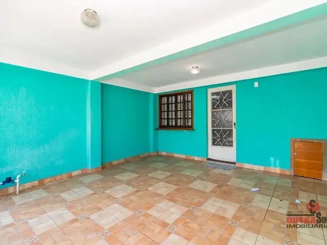 Casa 2 quartos e 1 banheiro, à venda, no bairro Alto Boqueirão em Curitiba