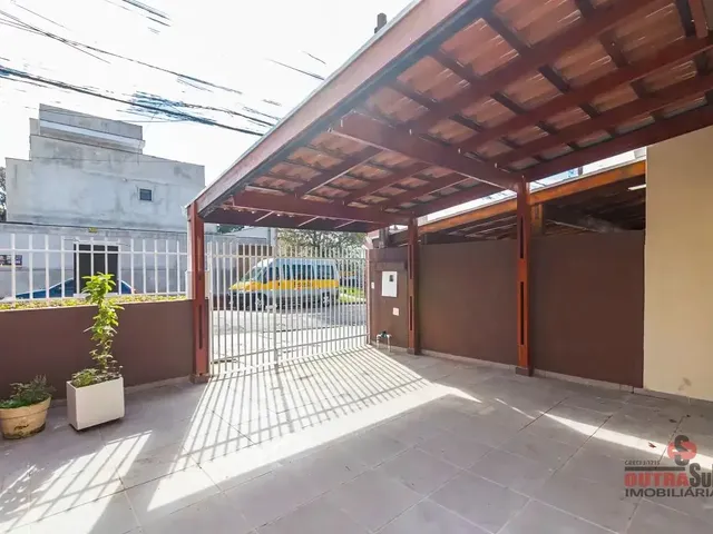 Sobrado com 117m² 3 quartos e 1 banheiro, à venda, no bairro Alto Boqueirão em Curitiba